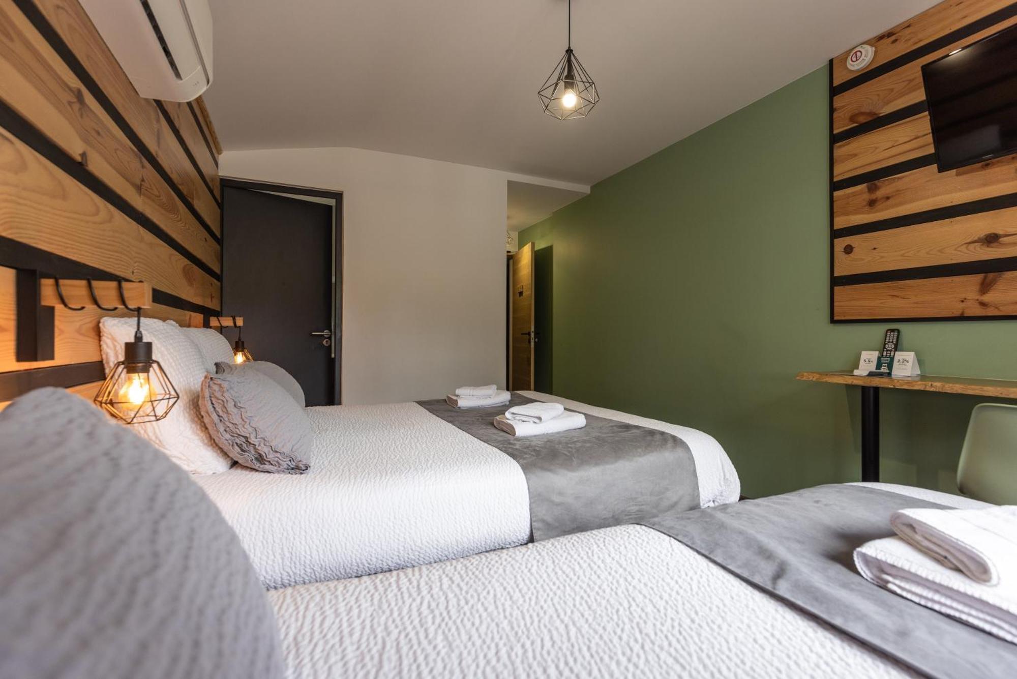 Hotel Paris Madrid Lesperon  Exterior photo